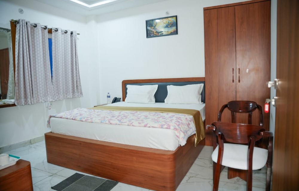 Hotel Rama Grand Palace