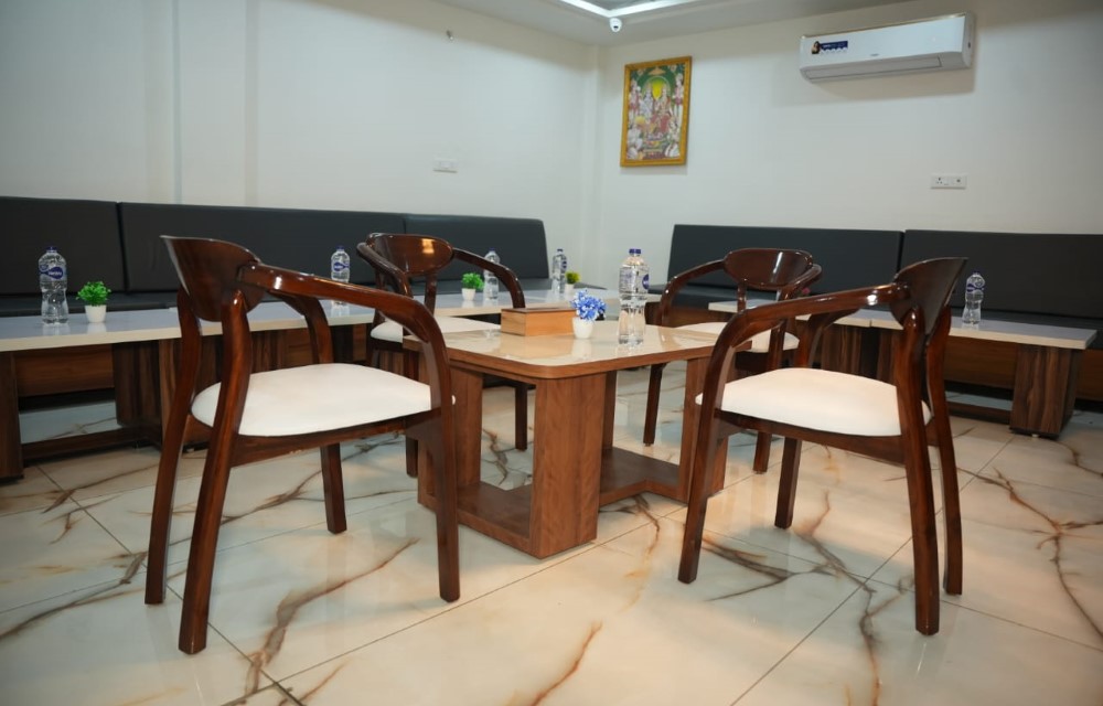 Hotel Rama Grand Palace